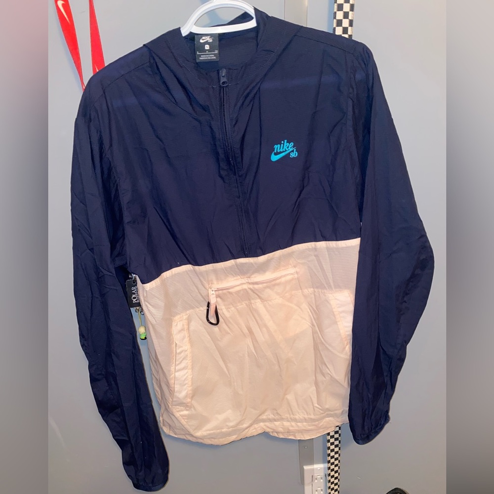 Nike SB Anorak Lightweight Windbreaker Jacket | Size: S